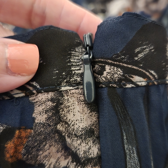 H&M Dark Green, Gotha, Skull, Snake Skirt - Picture 7 of 9